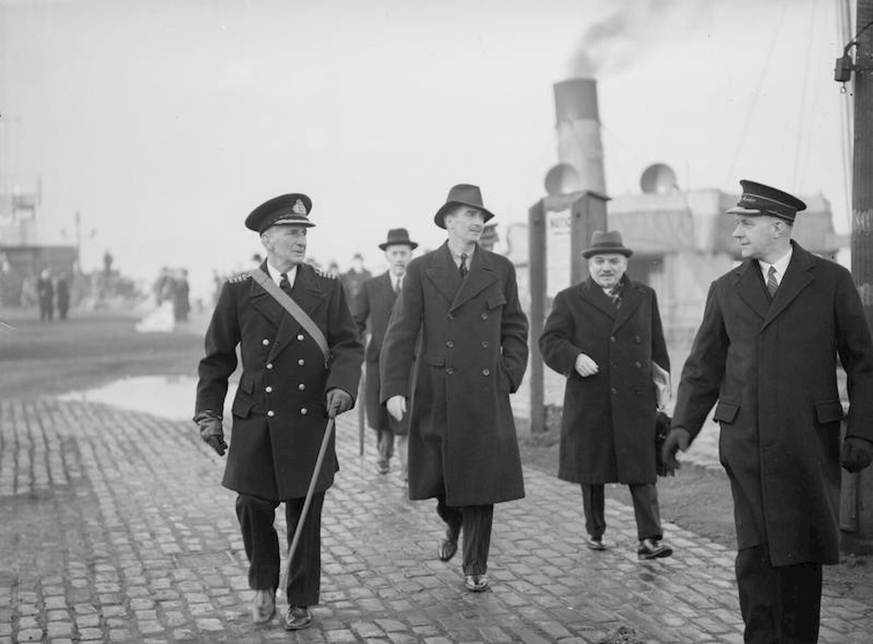 Anthony Eden disembarking at Princes Pier, Greenock