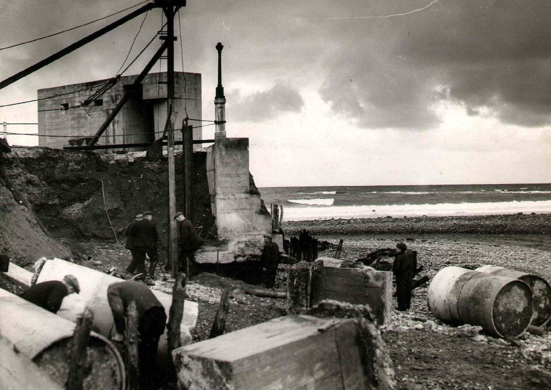 Repairs to the banks of the River Cowie at Stonehaven - 1948