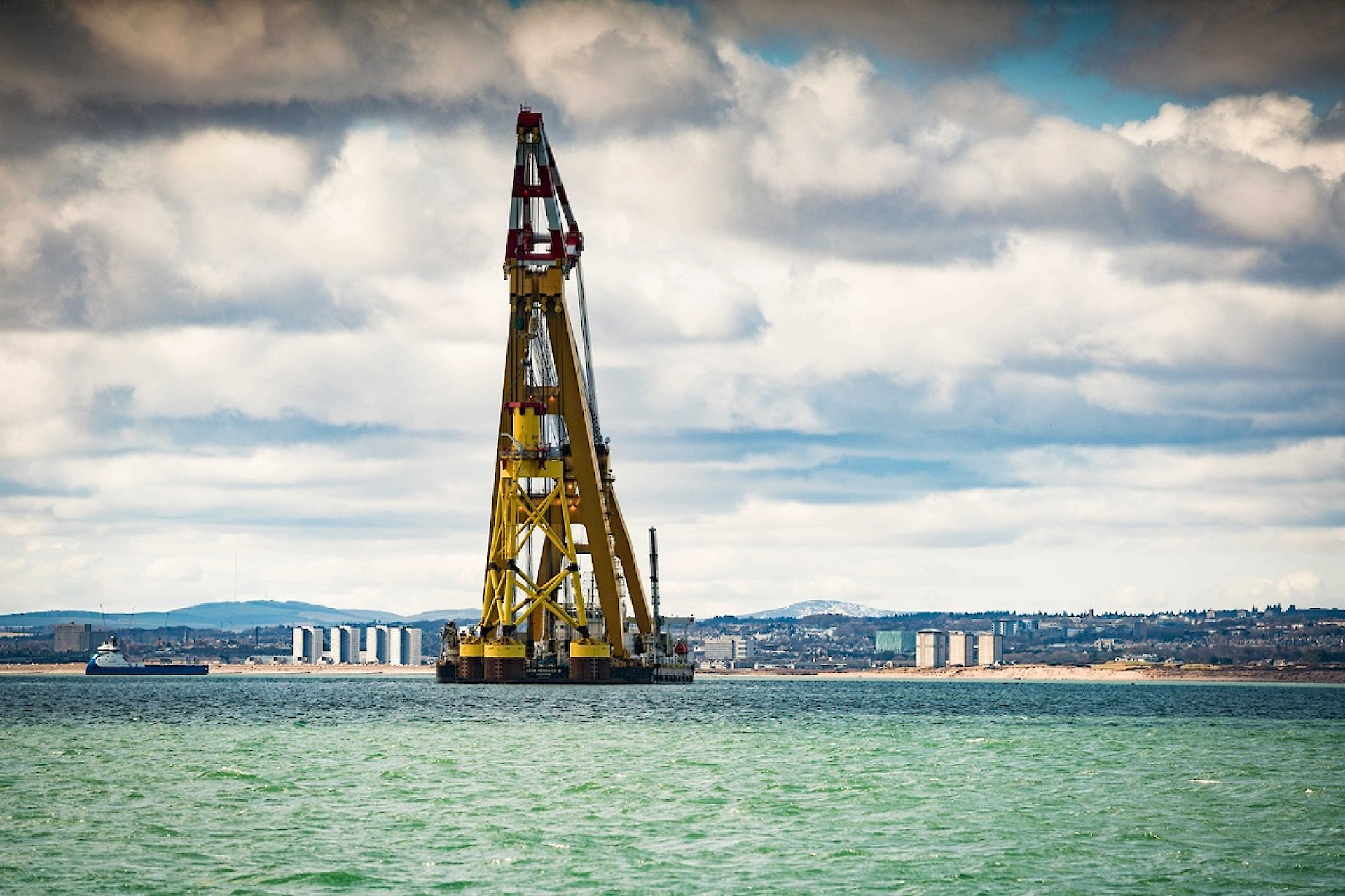 Hercules III with first suction bucket jacket foundation in Aberdeen bay.